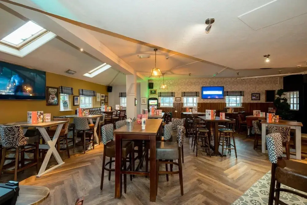 Foto - Wee Waif by Greene King Inns