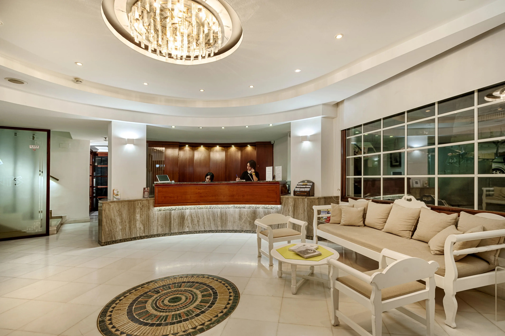 Photo - Elina Hotel Apartments