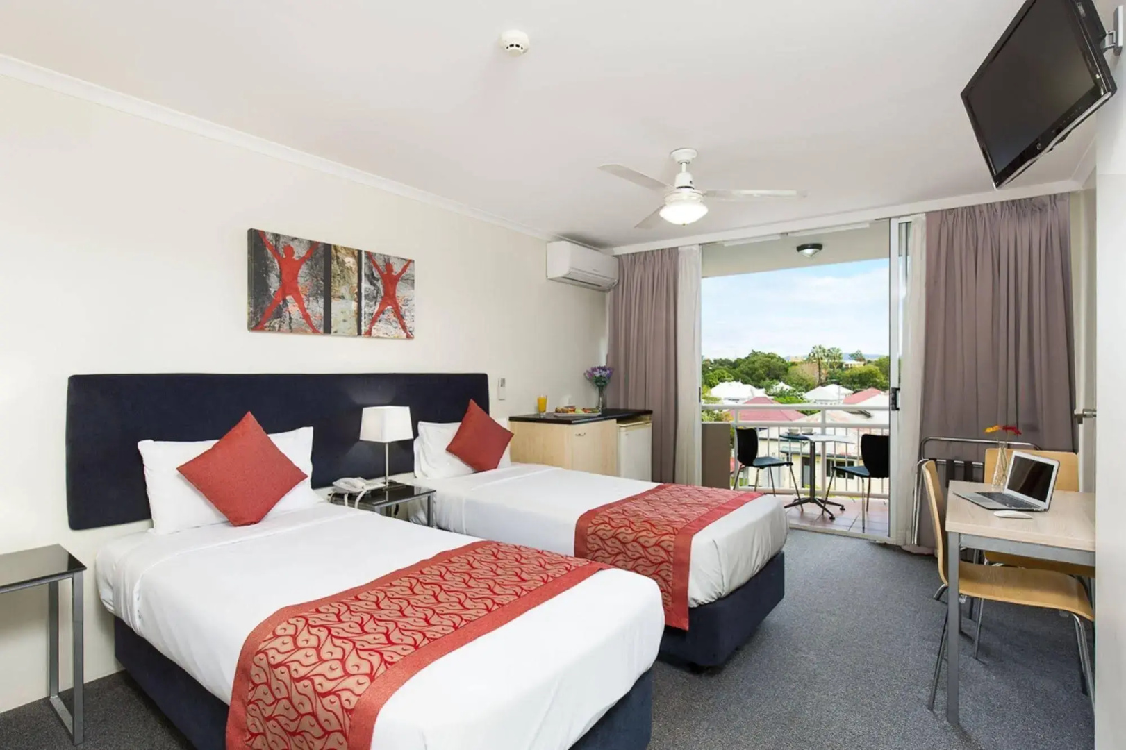Photo - The Wellington Apartment Hotel