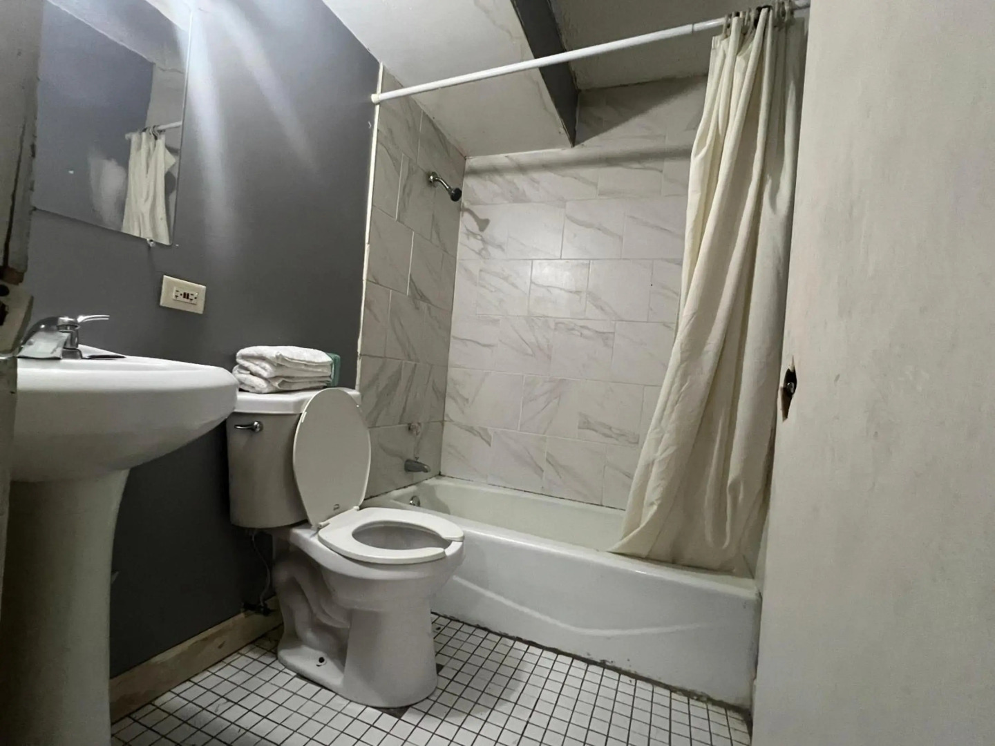 Foto - Capital O Empire Motel Chicago I-94