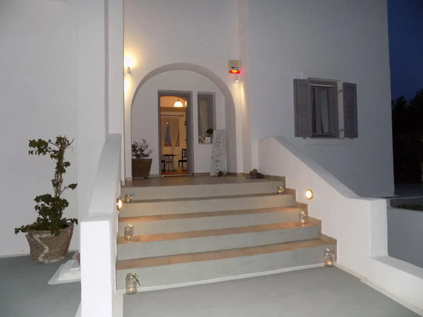 Photo - Hemera Holiday Home villa on Santorini