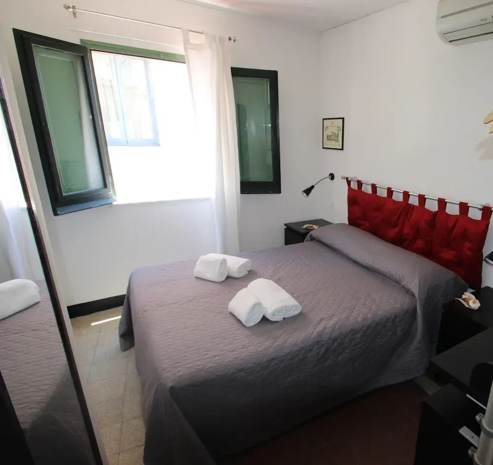 Photo - Palazzo Villelmi