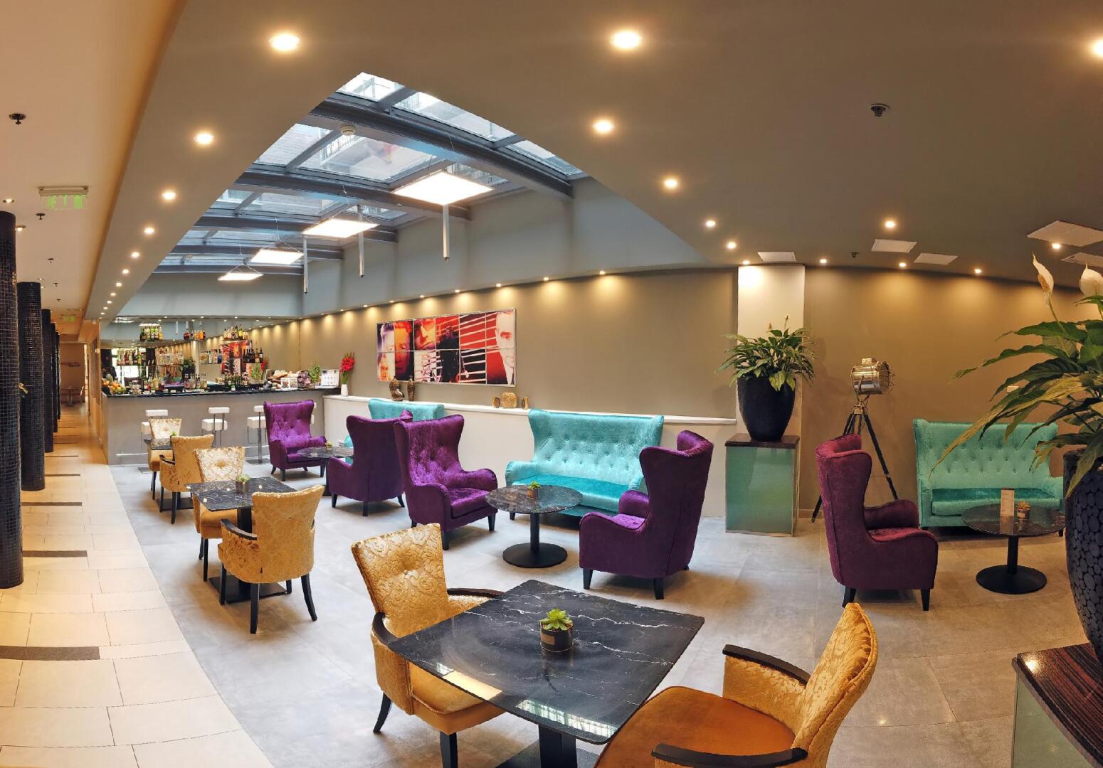 Photo - Honest Budapest by Chic & Basic