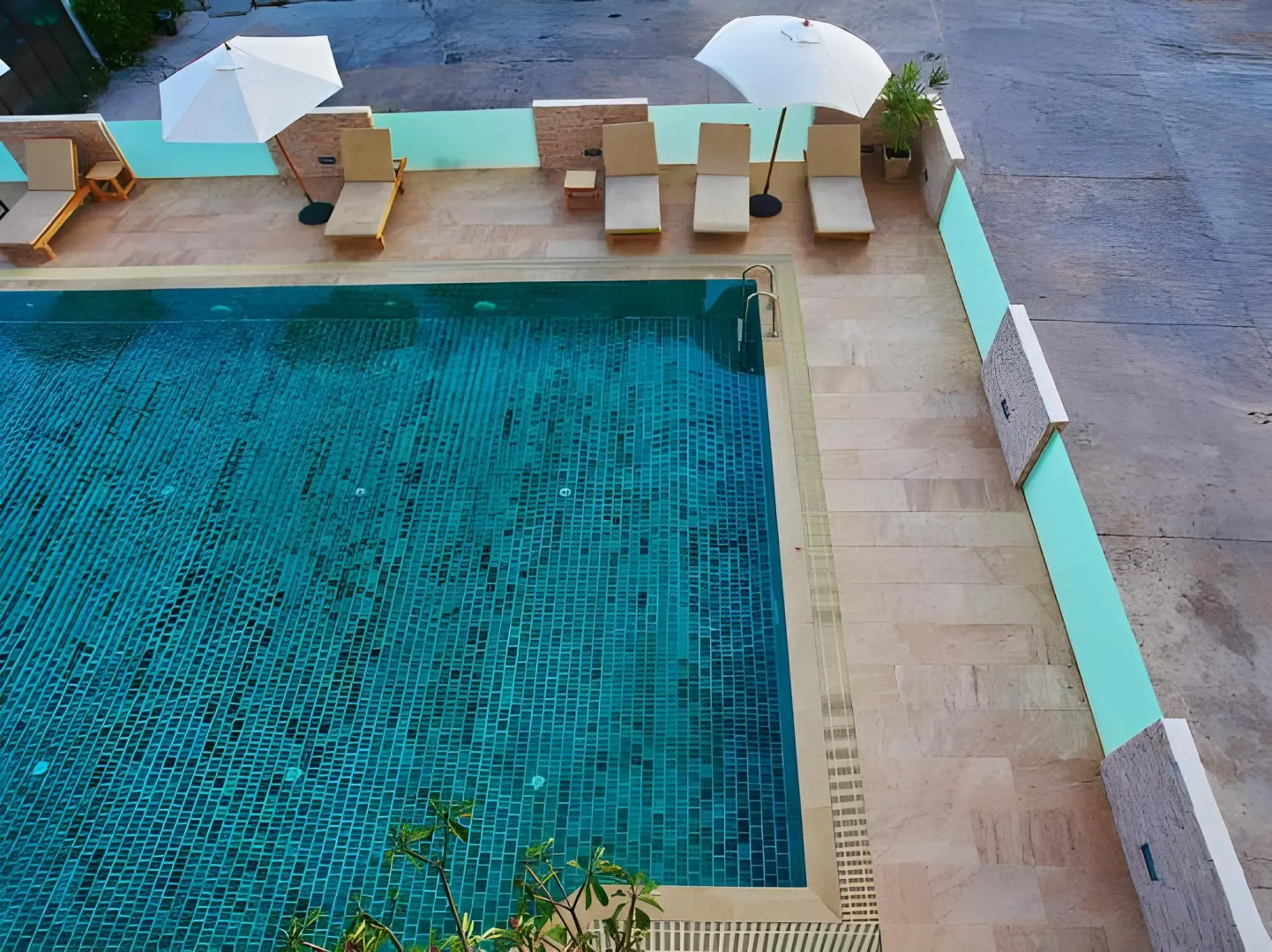 Photo - Leenova Hotel
