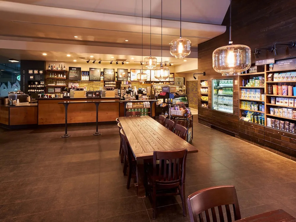 Photo - Ala Moana Honolulu by Mantra