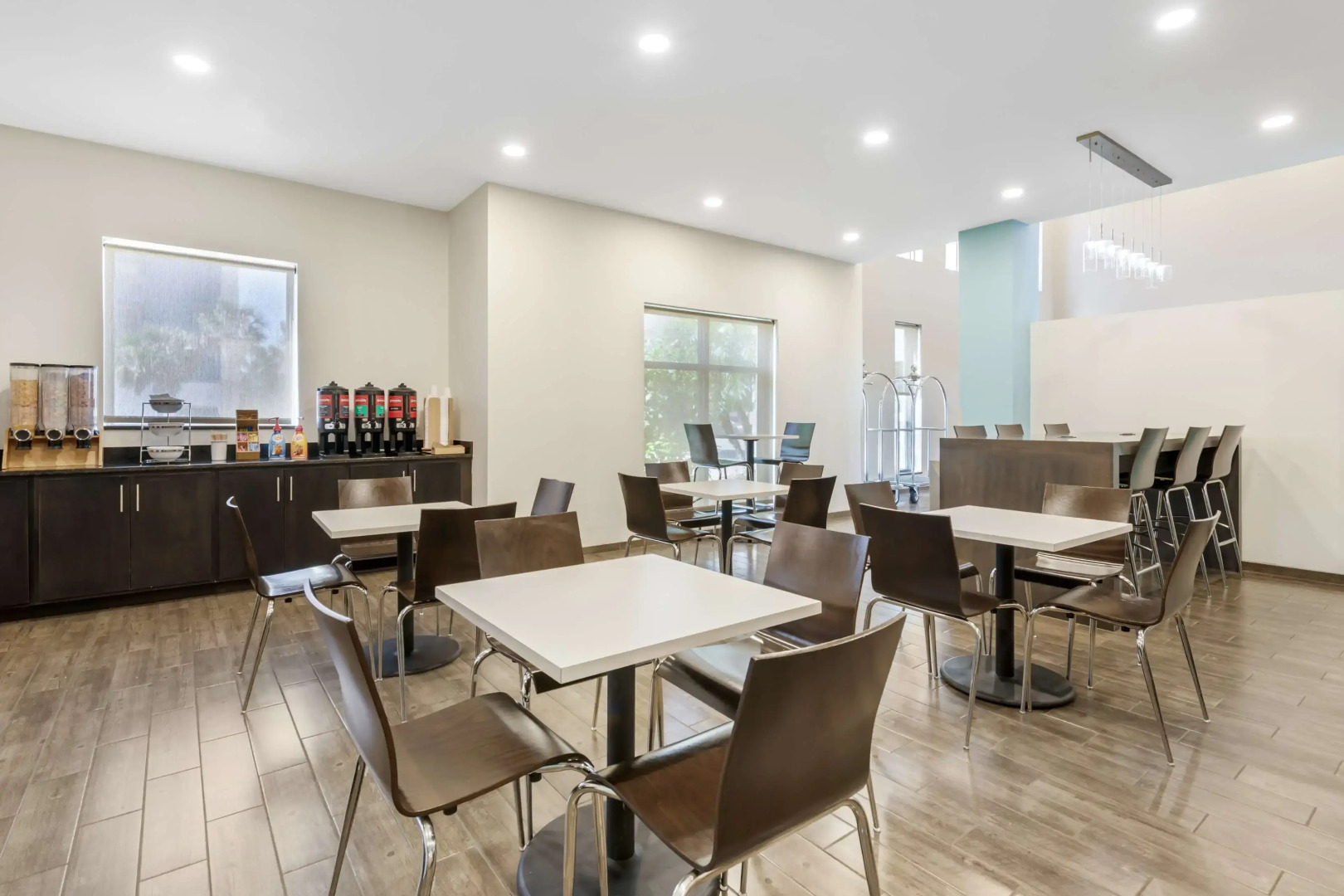 Photo - Magnolia Pointe; BW Signature Collection