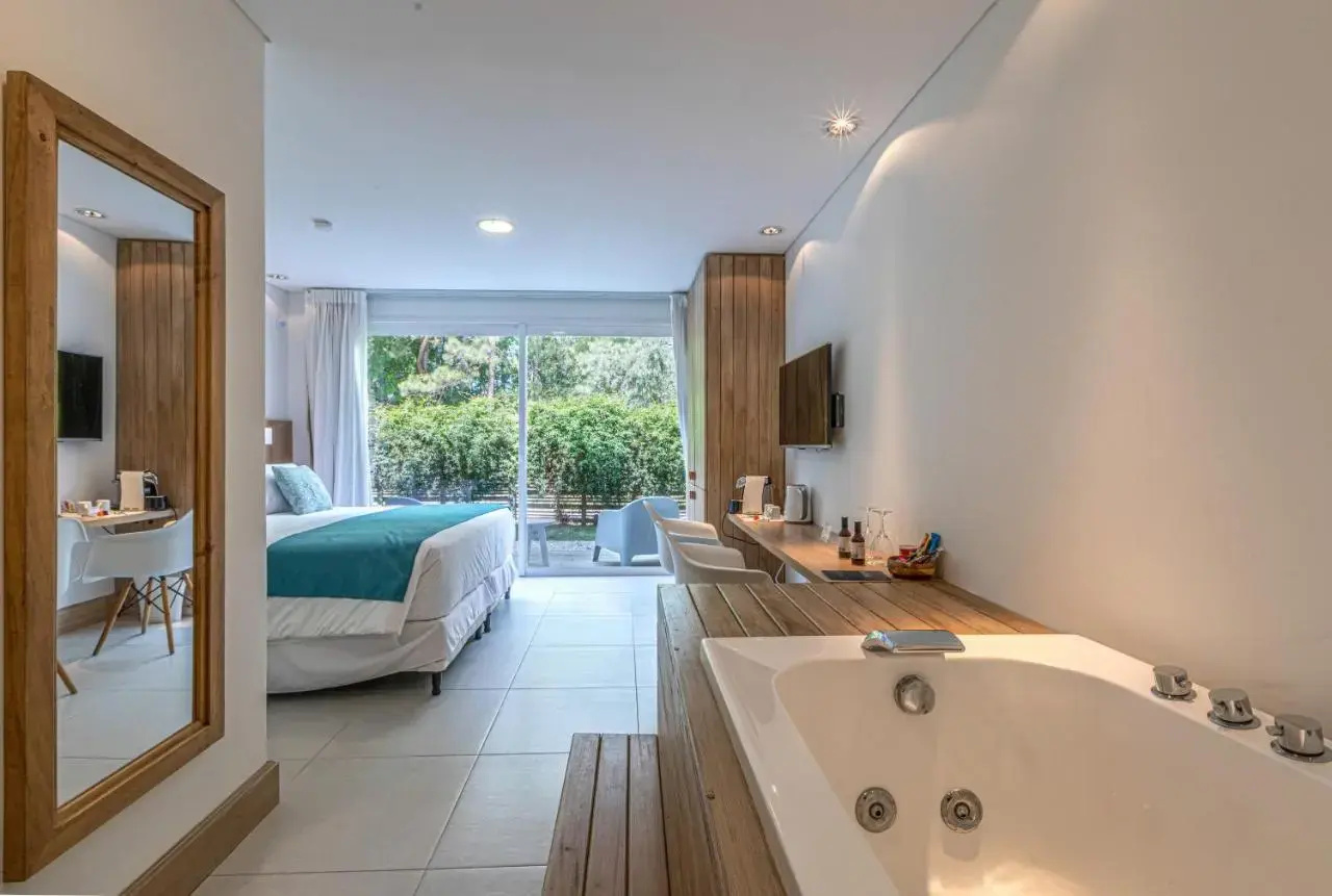 Photo - Live Hotel Boutique - Adults Only