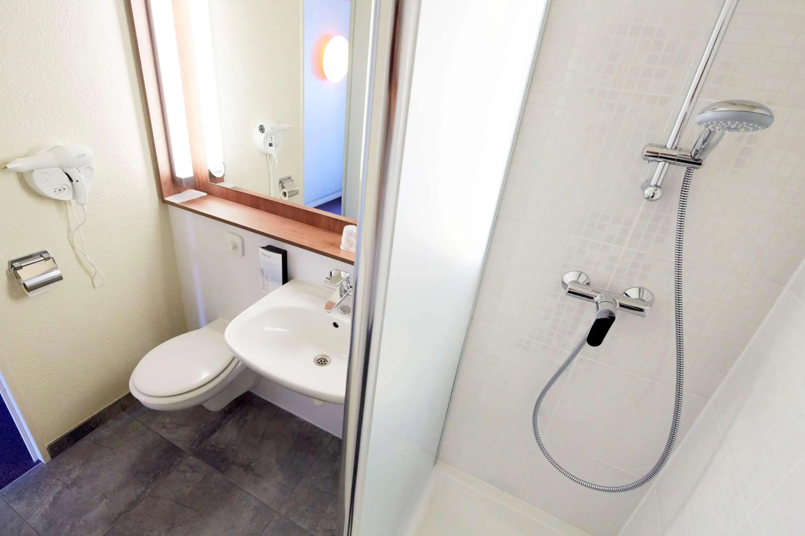 Photo - Campanile Poitiers - Site du Futuroscope