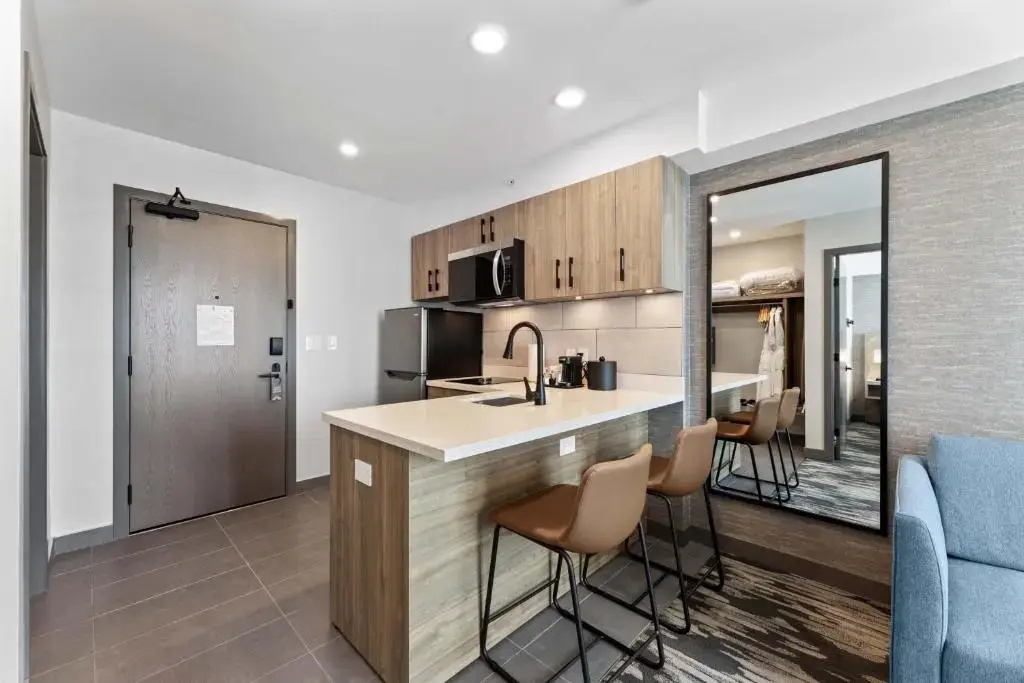 Photo - Sandman Signature Dallas Las Colinas Hotel & Suites