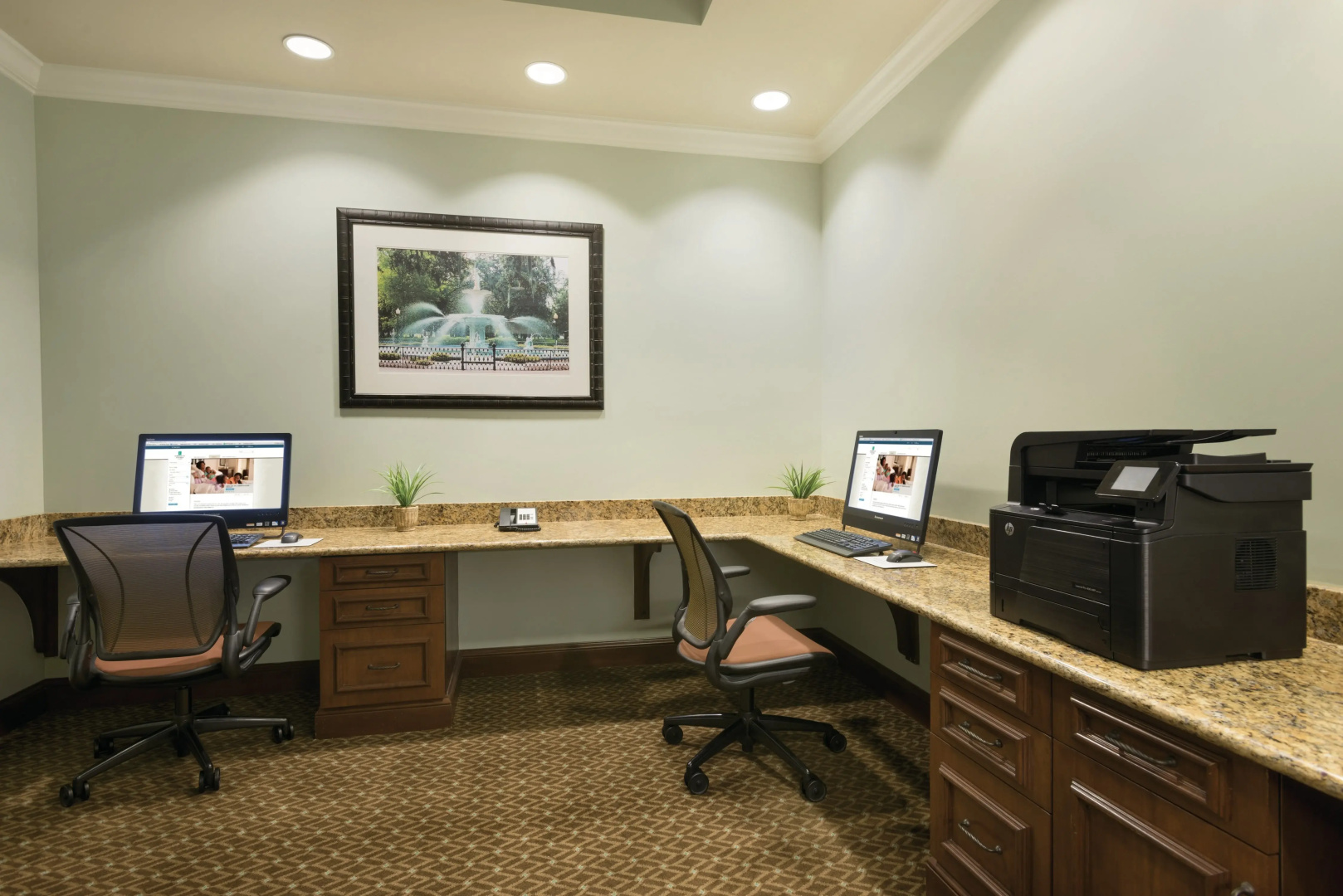 Photo - Embassy Suites by Hilton Savannah