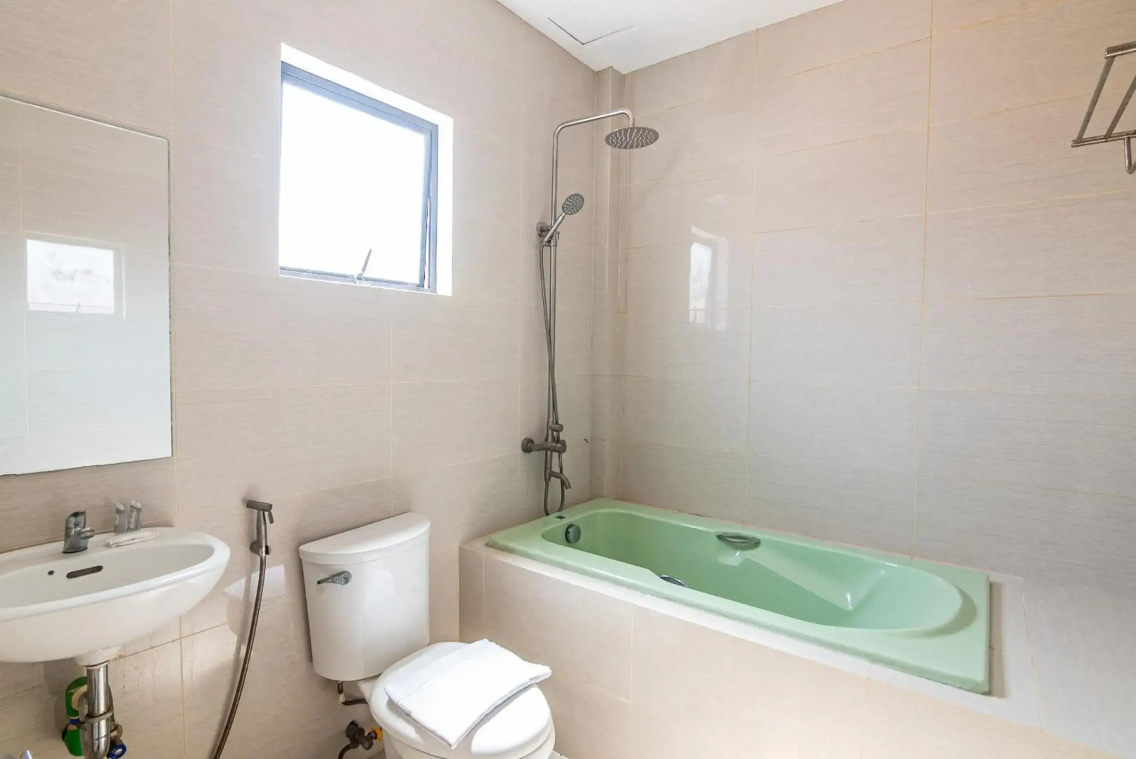 Photo - Kiwi Hotel