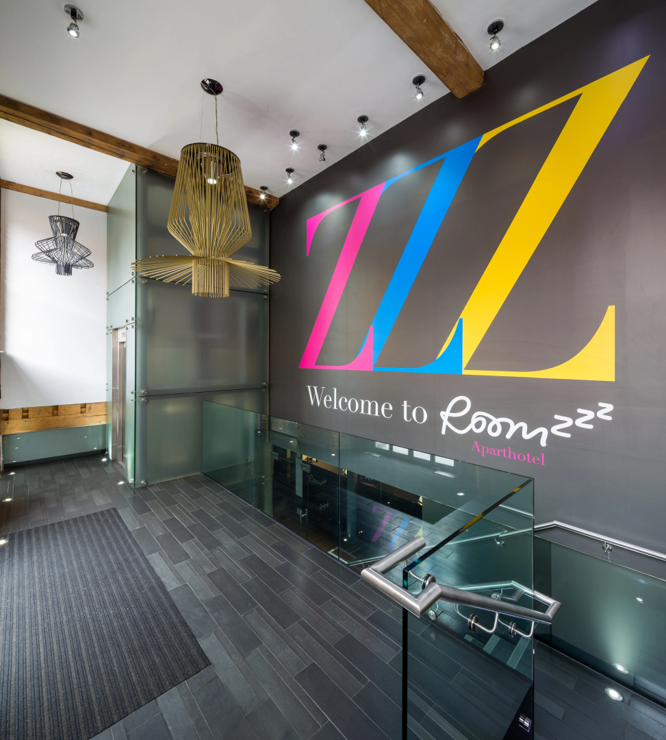 Photo - Roomzzz Manchester City
