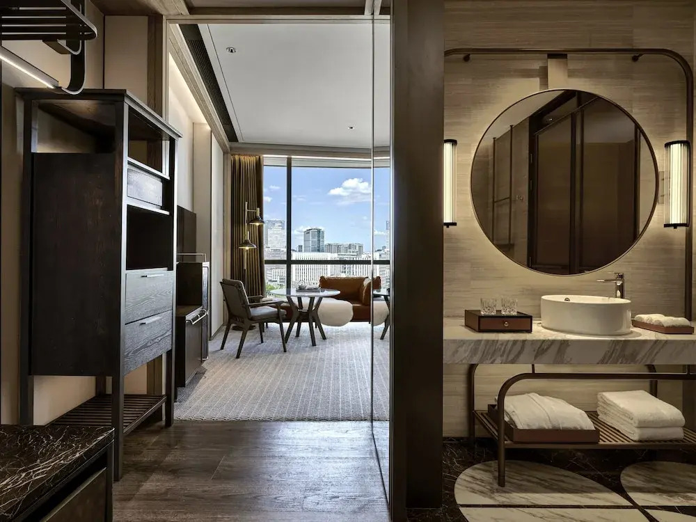 Photo - Thompson Shanghai Expo