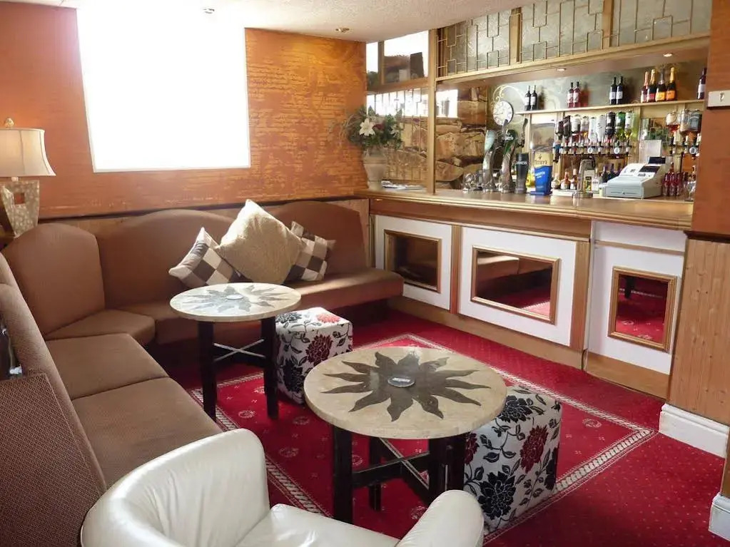 Photo - The Regal Hotel