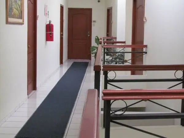 Photo - Hotel Villa Serena San Benito