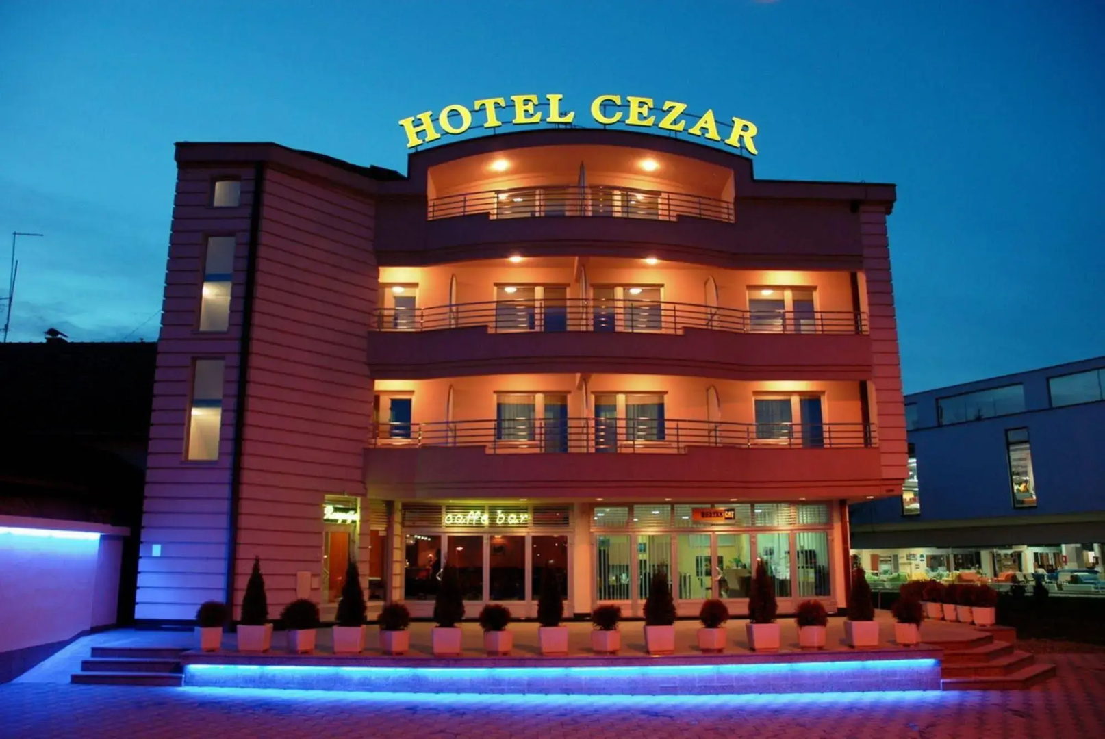 Cezar Hotel — фото 1