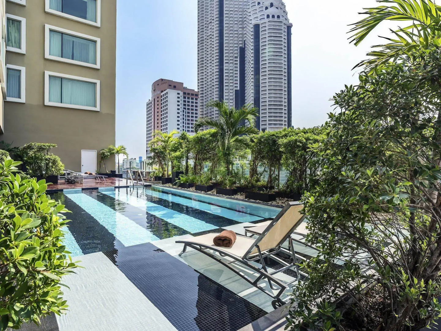 Photo - Hilton Garden Inn Bangkok Silom