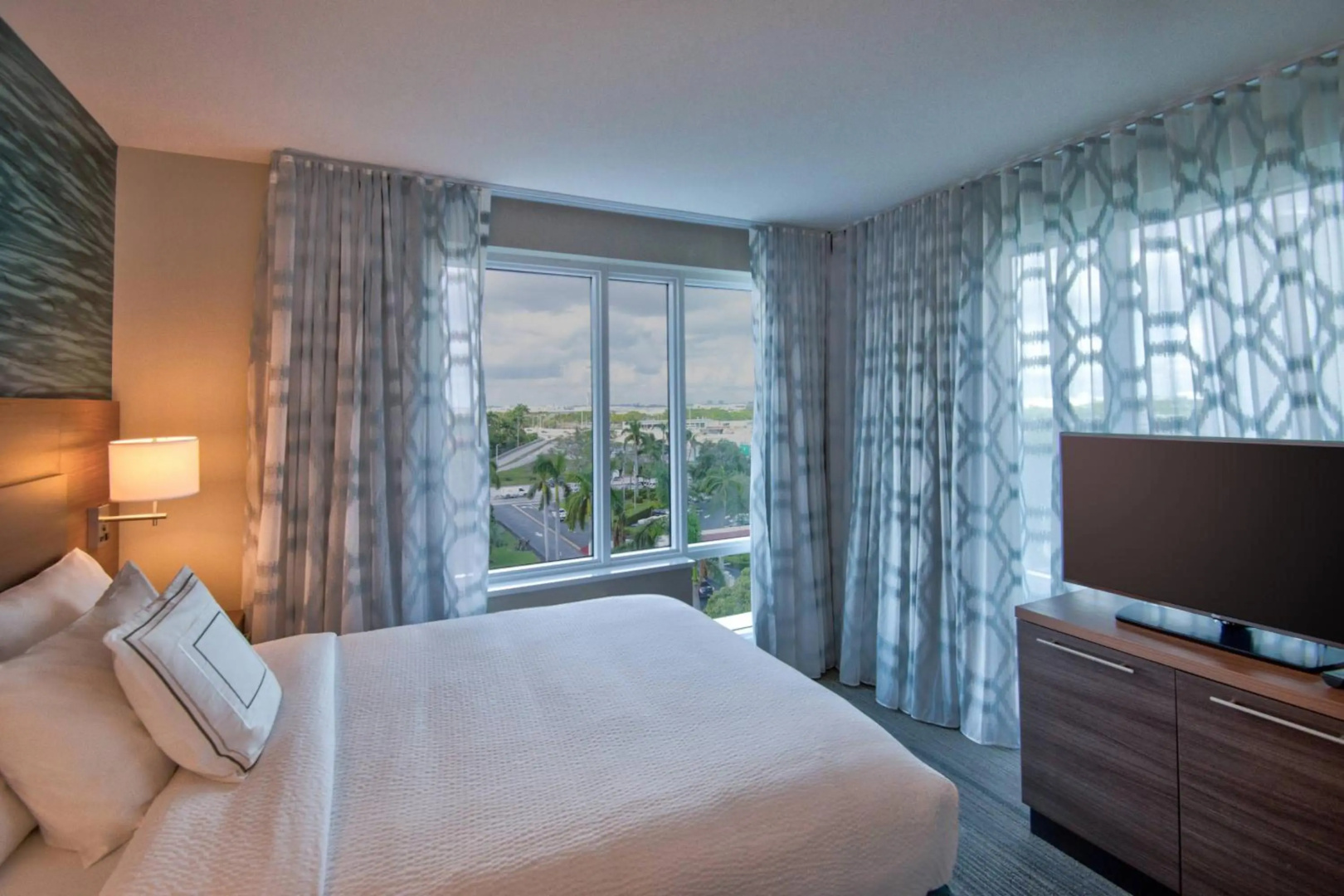 Photo - TownePlace Suites by Marriott Miami Airport