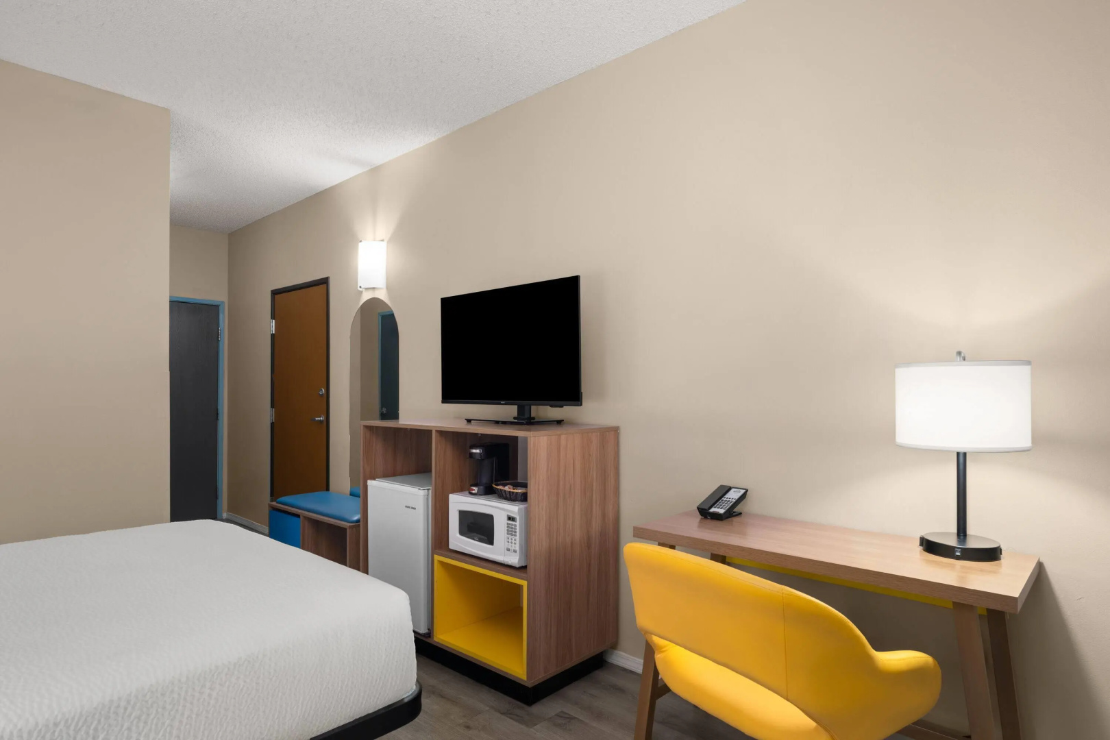 Photo - Days Inn & Suites by Wyndham Airport Albuquerque