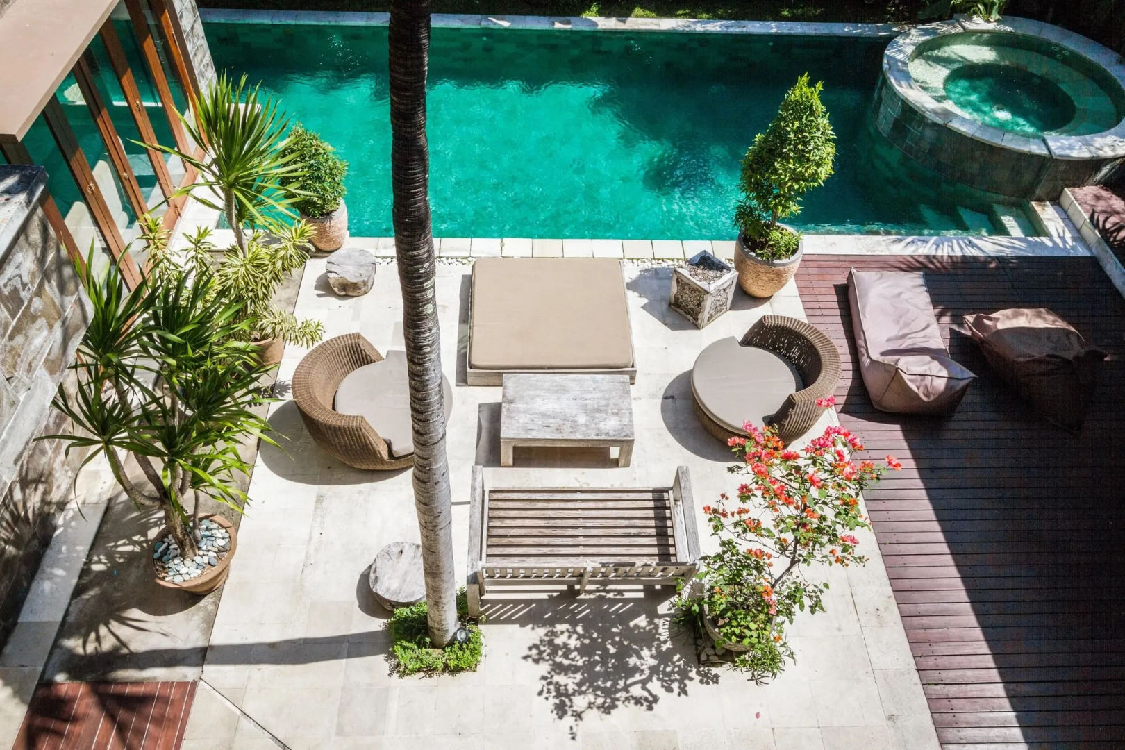Foto - Villa Martine - Fantastic 5BR Villa - Perfect Location in Seminyak