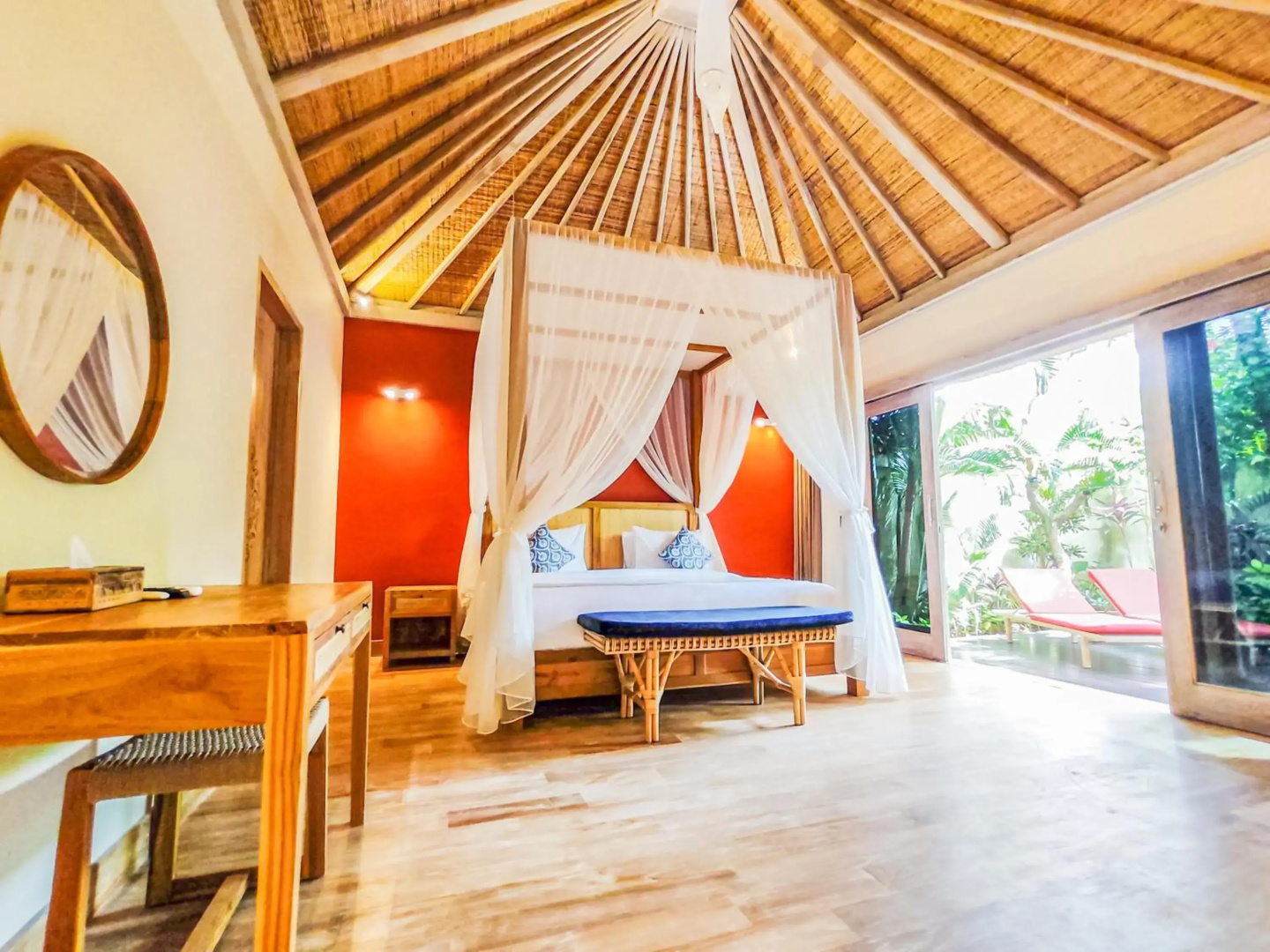Photo - Seminyak Square Hotel And Villas