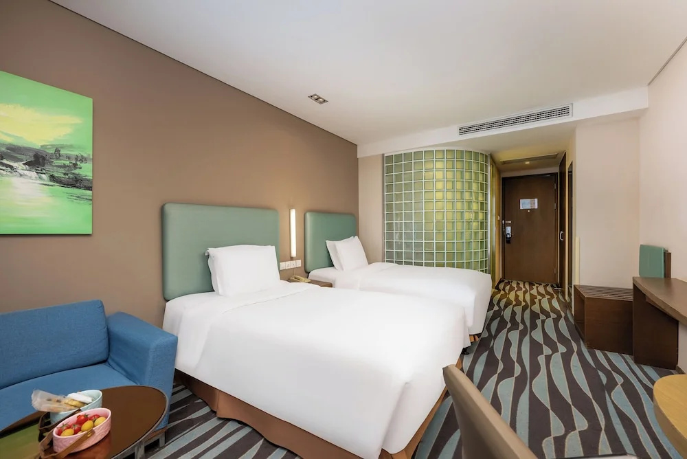 Holiday Inn Express Hangzhou Huanglong by IHG