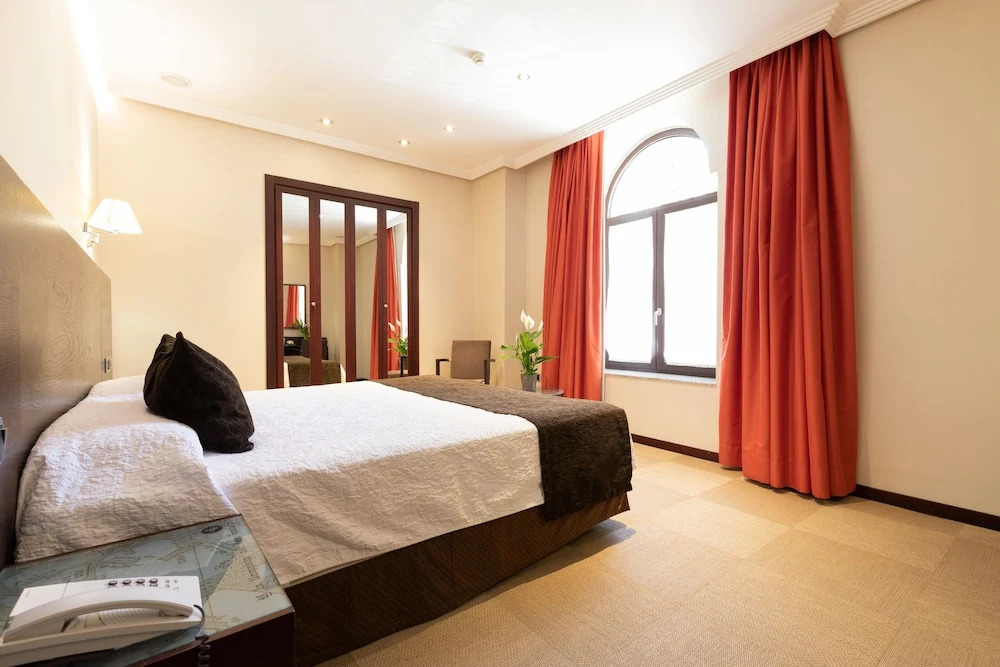 Photo - Hotel San Juan de los Reyes