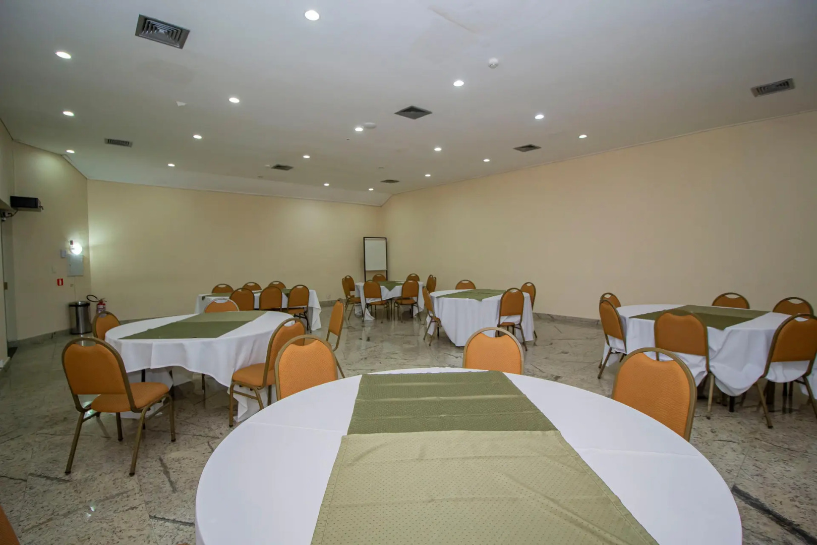 Foto - Hotel Golden Park Curitiba By Nacional Inn