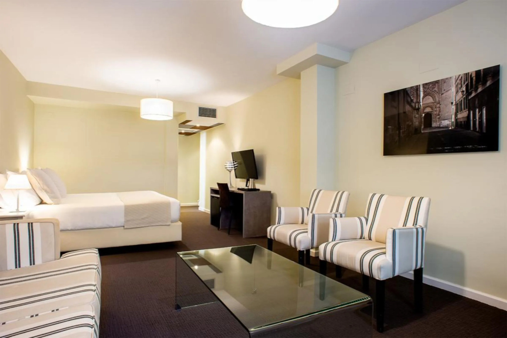 Photo - Ikonik Plaza Mercado