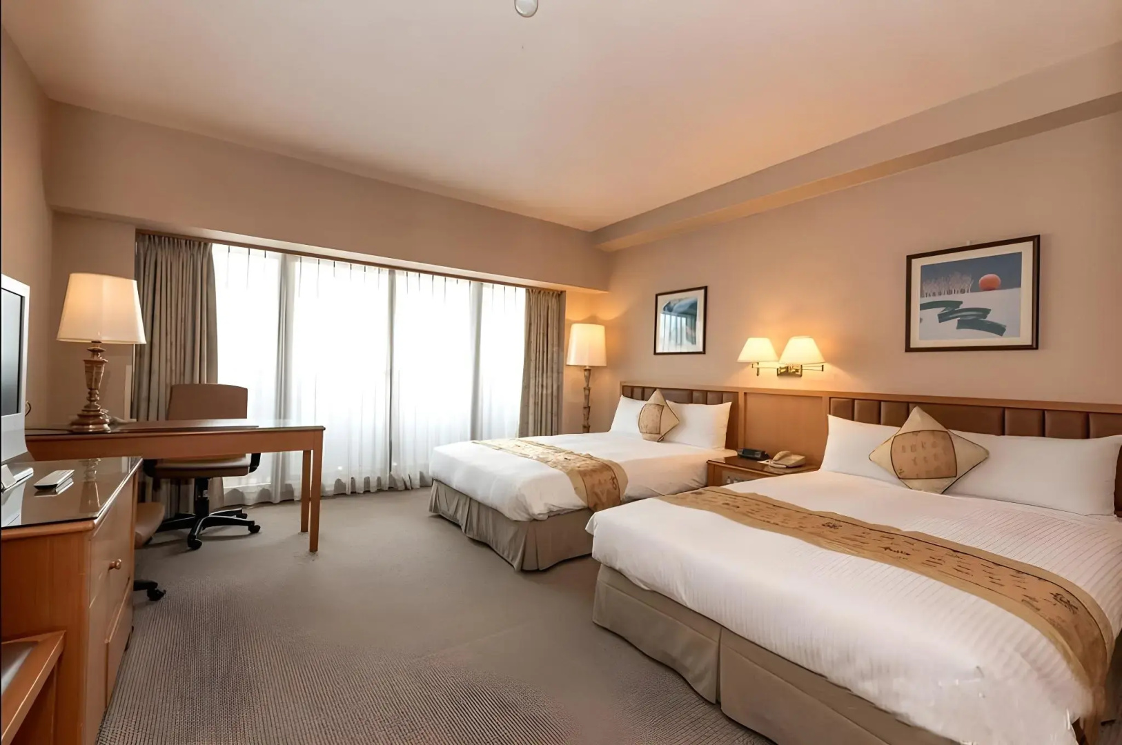 Foto - First Hotel