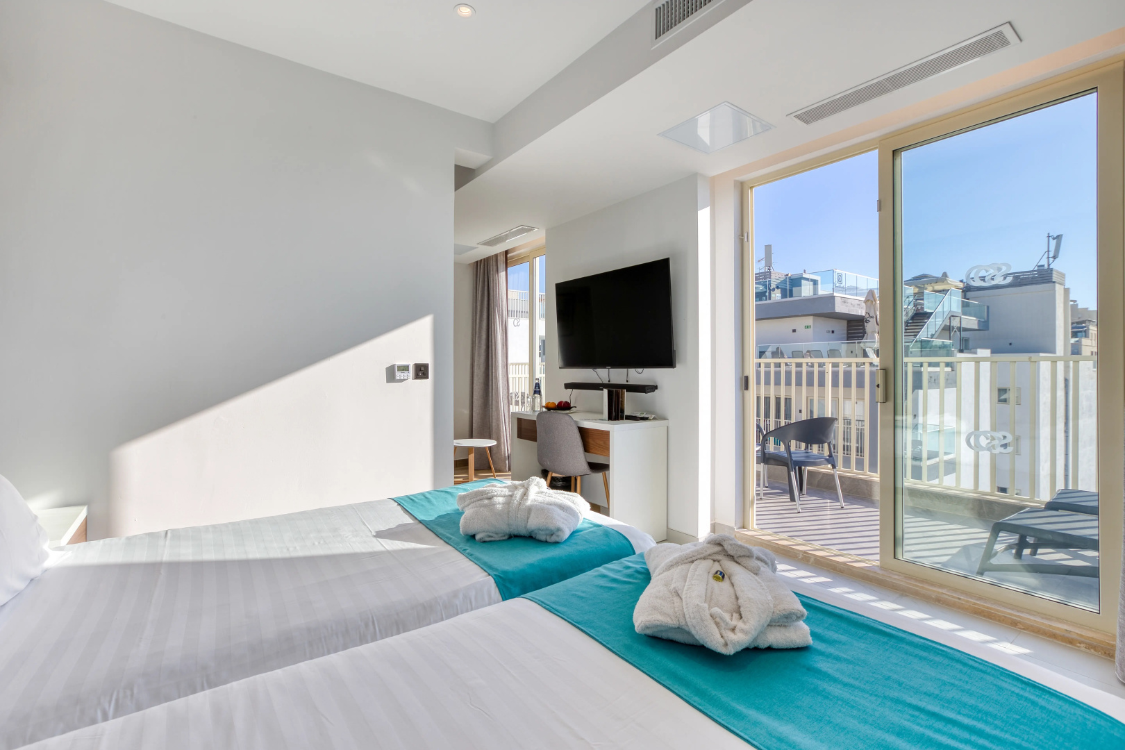 Photo - Solana Hotel & Spa