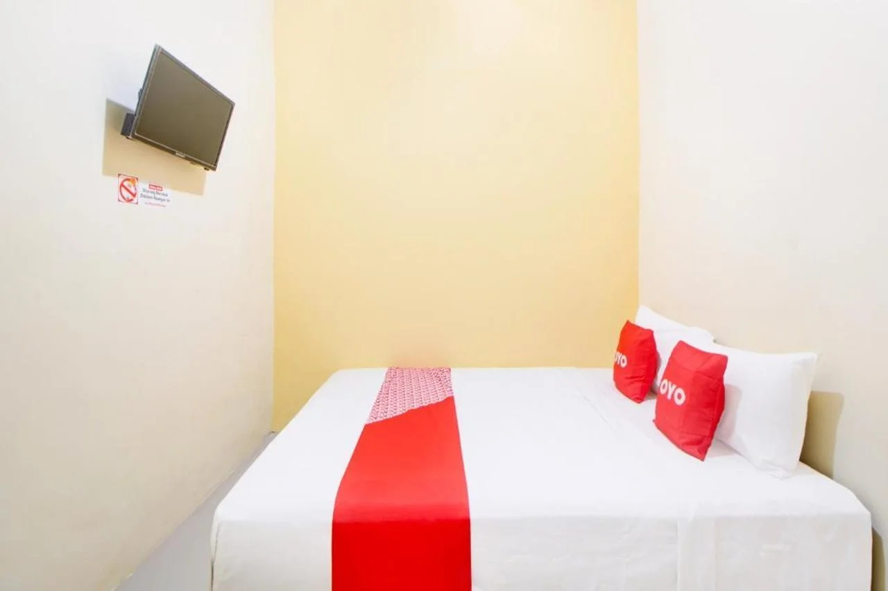 Hotel O Alun-Alun Purwokerto Near Gor Satria Purwokerto Formerly Guest House Blessing