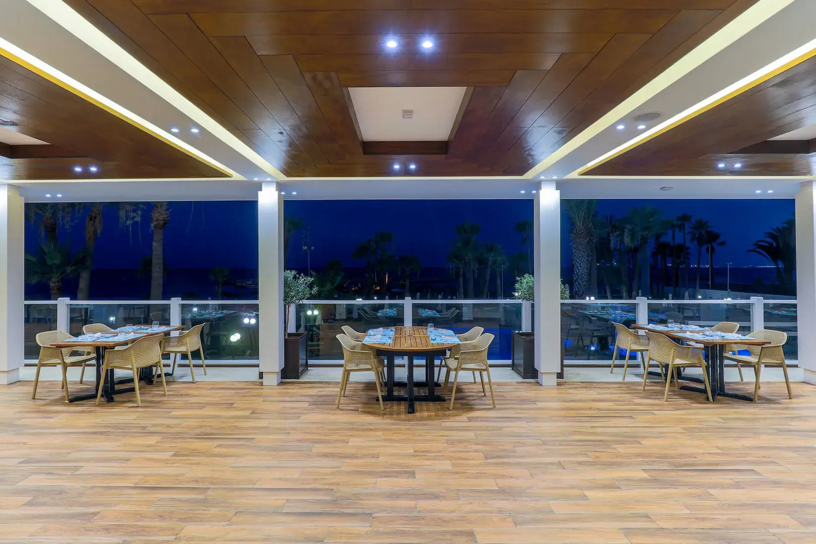 Foto - Golden Bay Beach Hotel