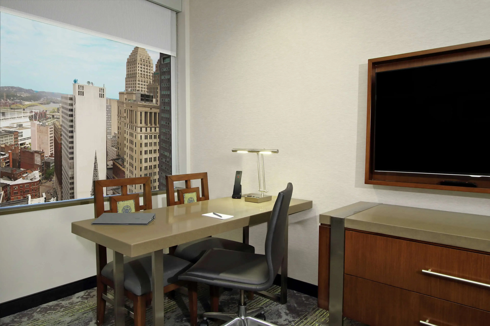 Foto - Embassy Suites By Hilton Pittsburgh Downtown