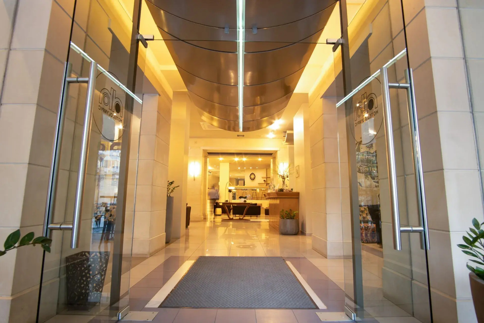 Photo - Olympic Hotel