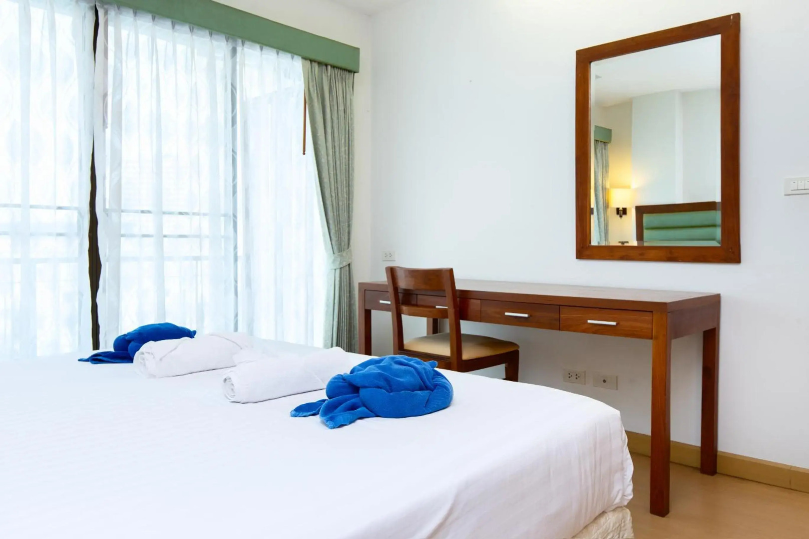 Photo - Lasalle Suites Hotel & Residence