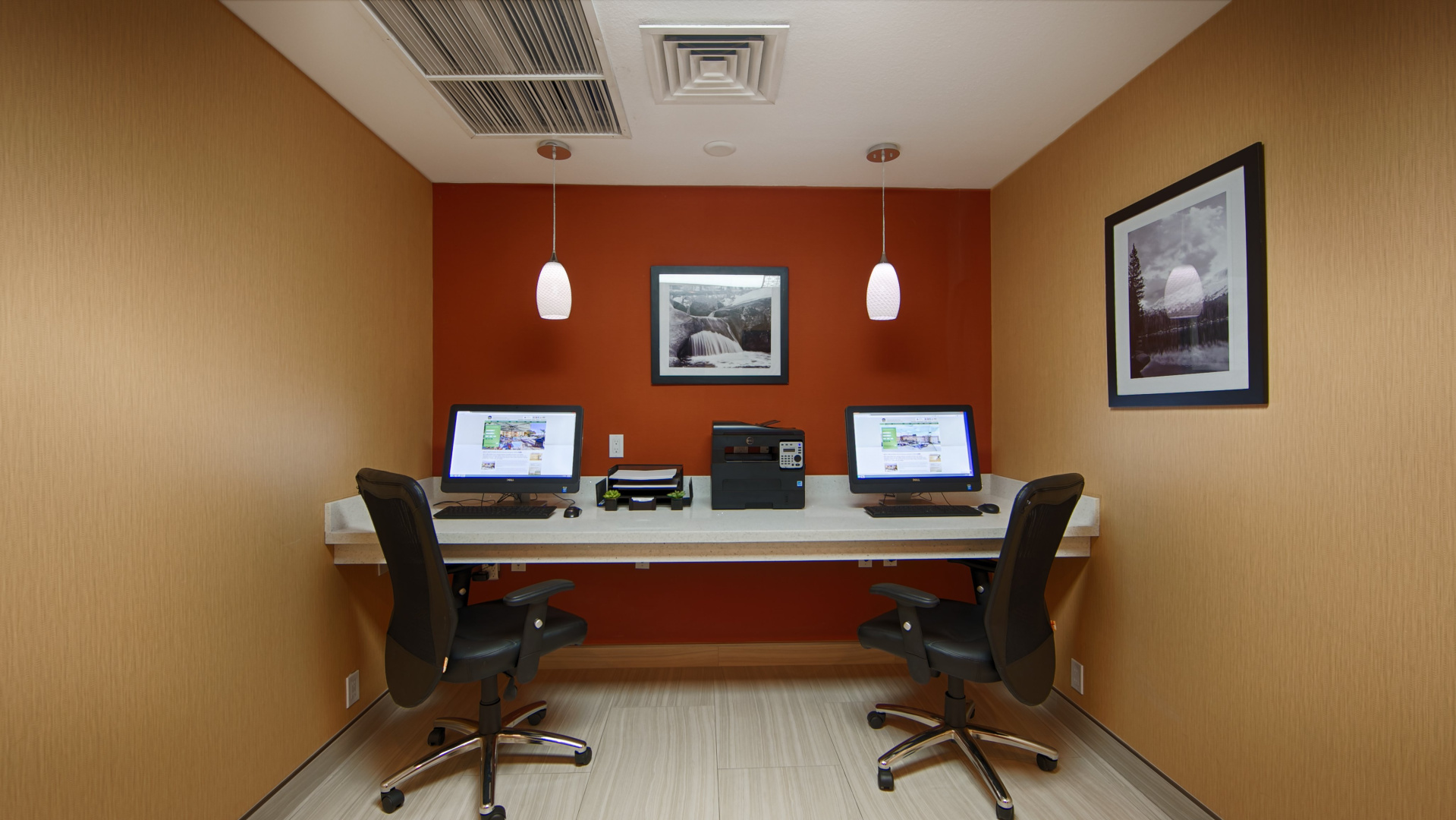 Photo - Best Western Plus Fresno Airport Hotel