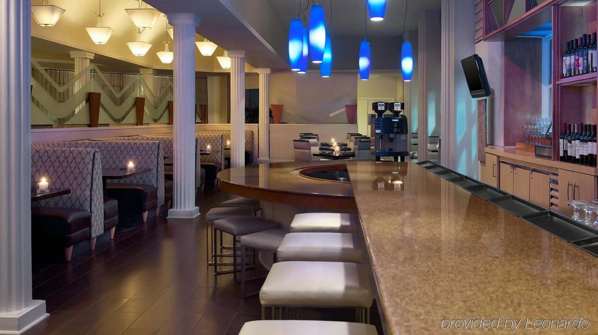 Photo - Sheraton Mission Valley San Diego Hotel