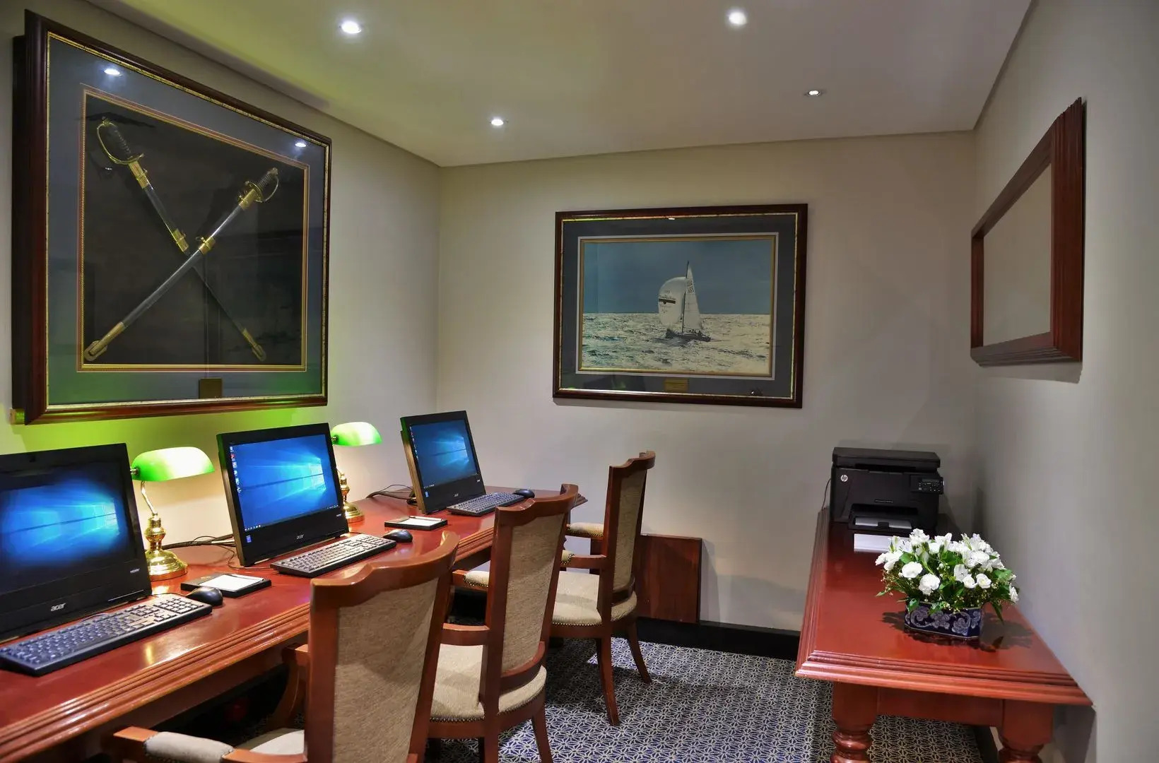 Photo - The Commodore Hotel