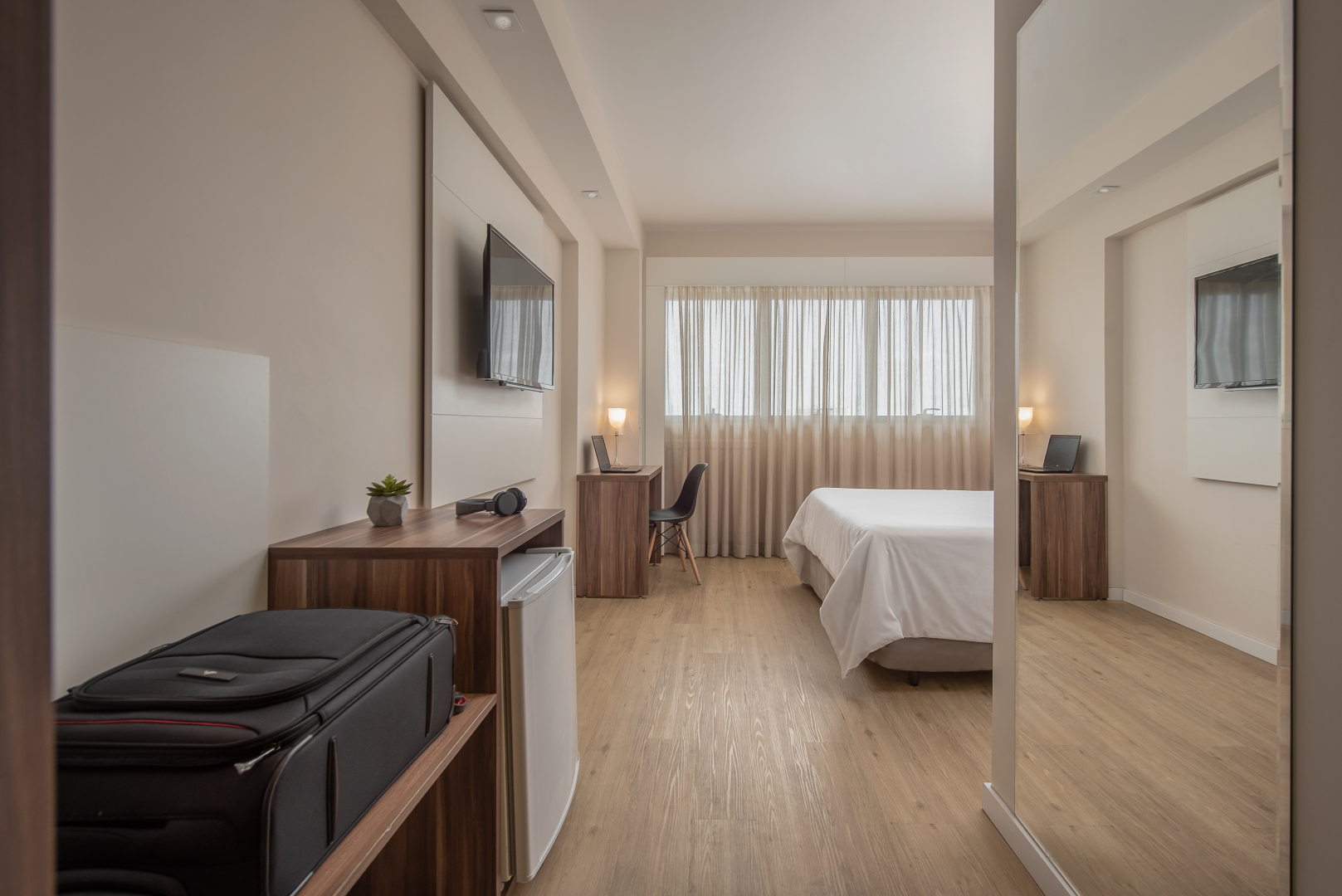 Photo - Intercity Curitiba Centro Cívico