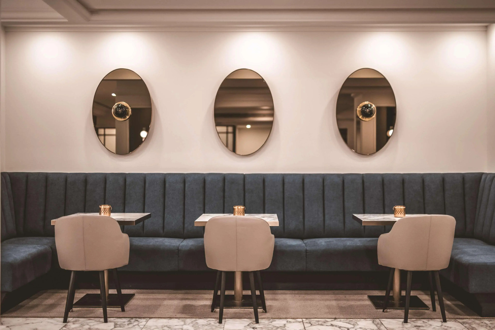 Foto - The Savoy Hotel on Little Collins Melbourne