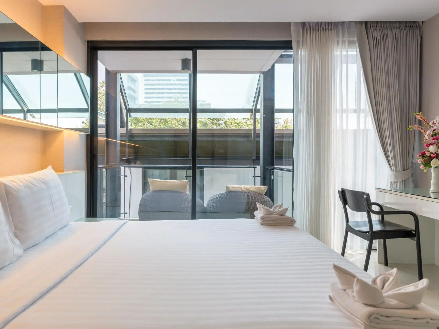 Photo - Serenotel Pattaya Beach Front