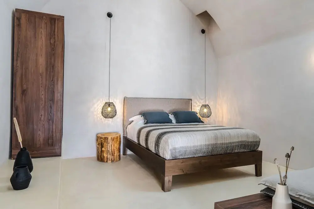 Foto - Phaos 1870, A restored Winery