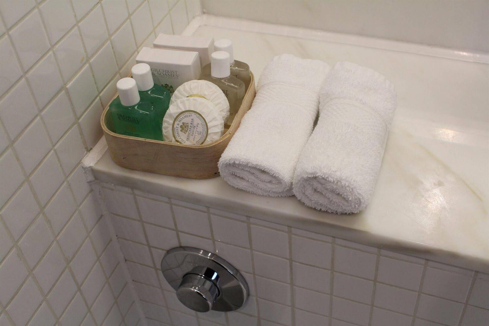 Photo - The Sumner Hotel