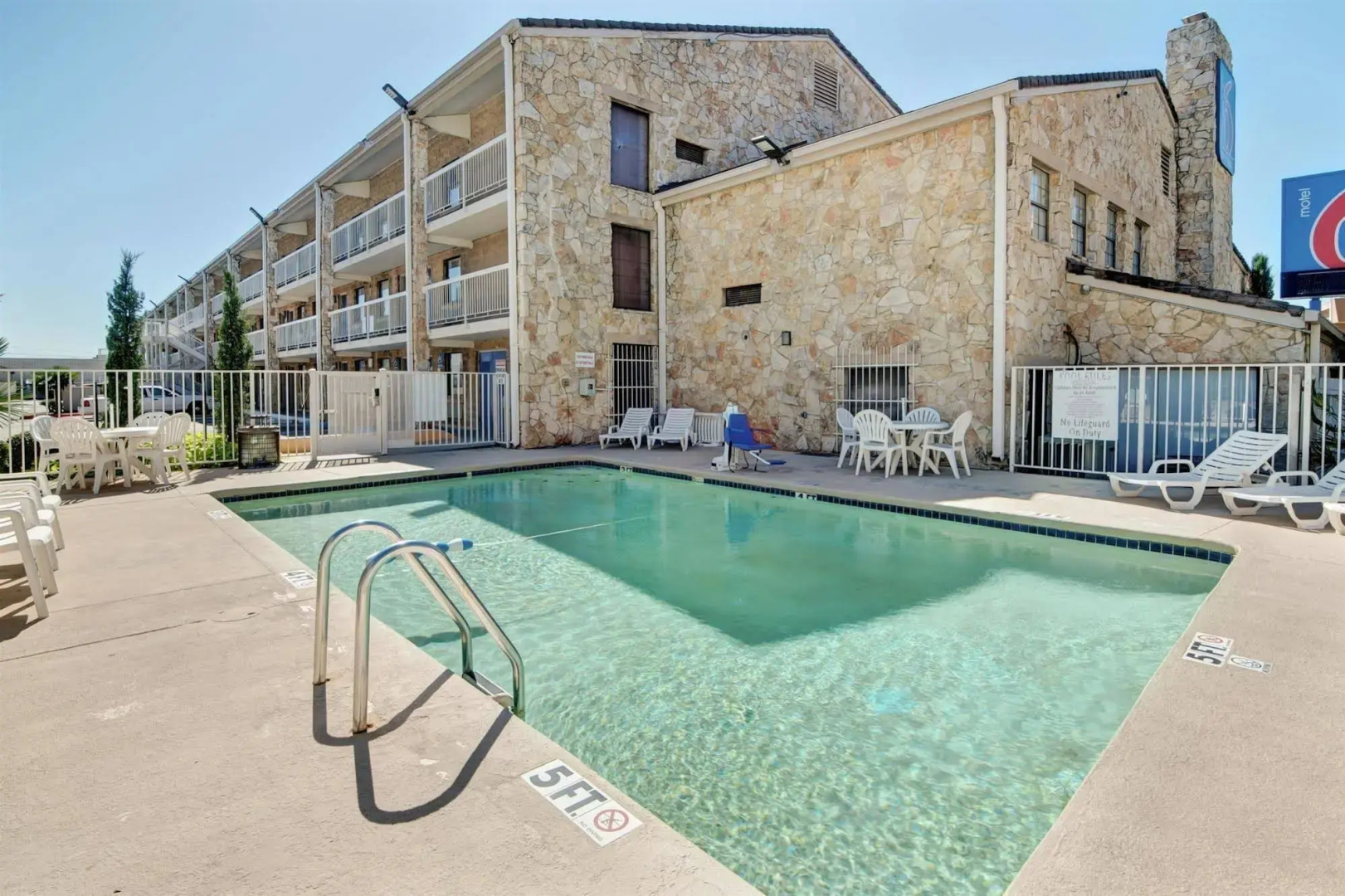 Photo - Motel 6 Dallas, TX - Forest Lane
