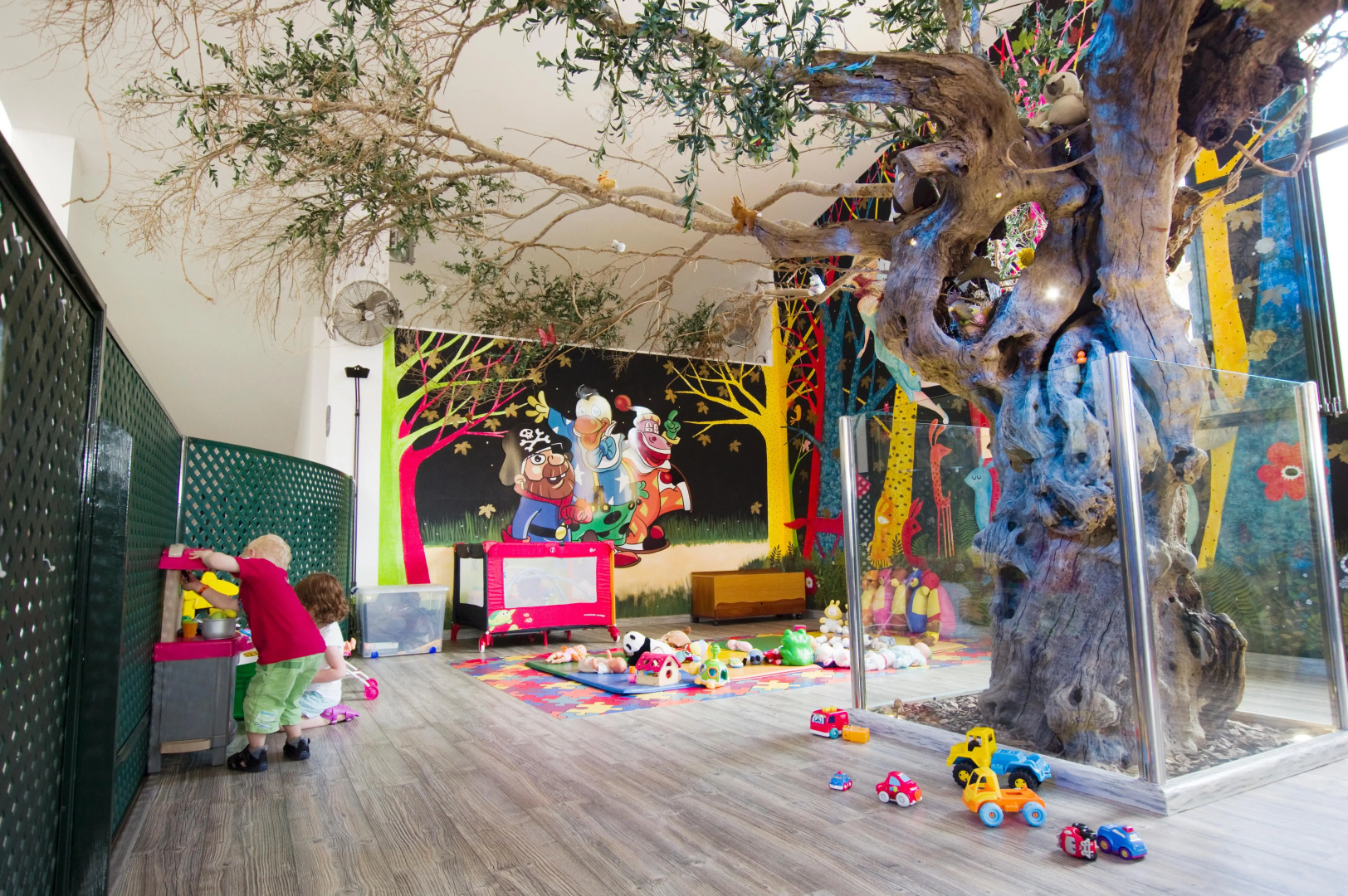Photo - Royal Son Bou Family Club