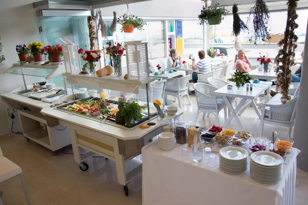 Photo - Palm Beach Hotel Apartments