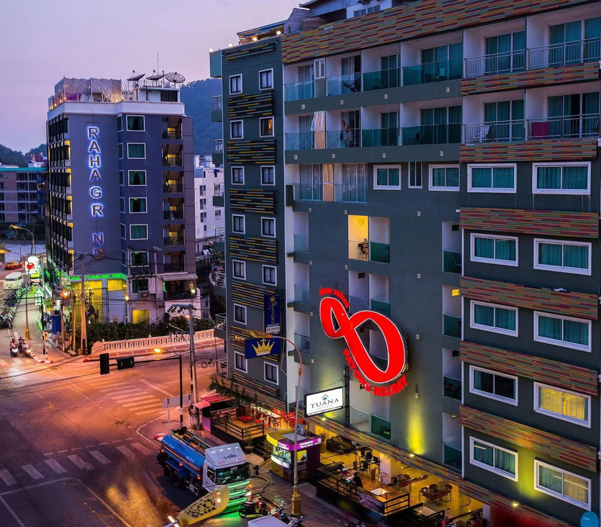 Foto - Patong Platinum