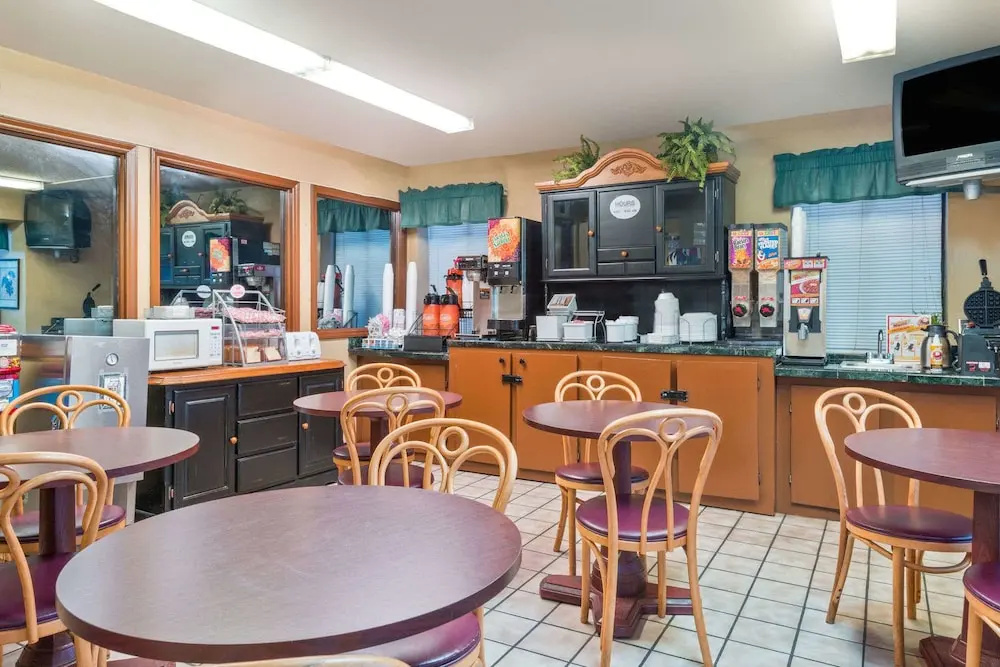 Photo - Motel 6 Charlotte, NC - Northlake