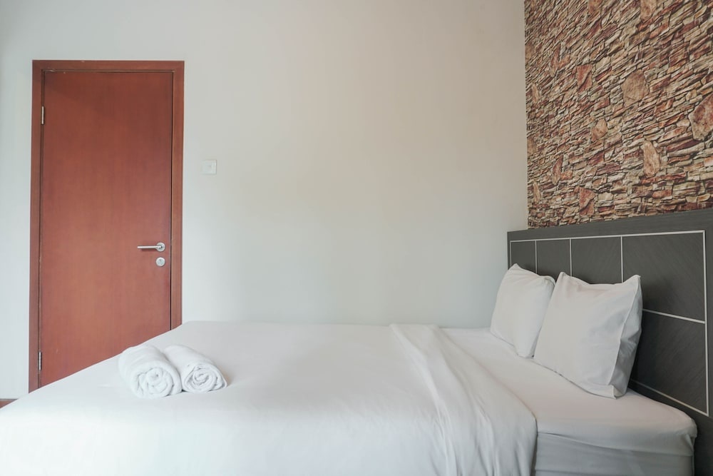 Special 1Br Direct Pool Access At Thamrin Residence
